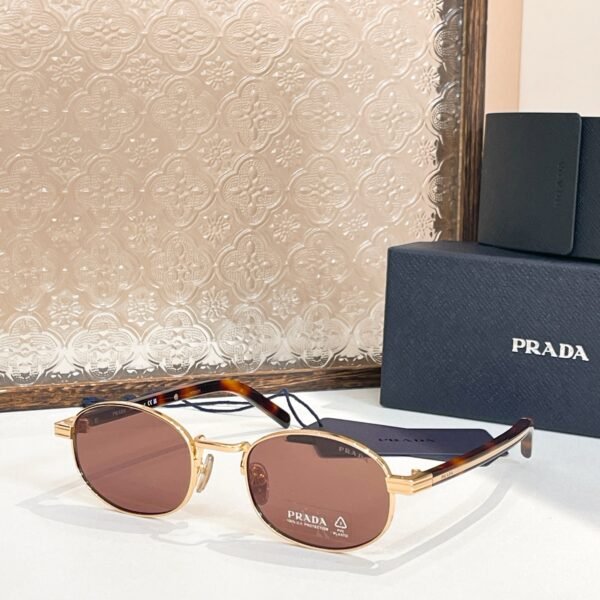 PRADA - Image 6