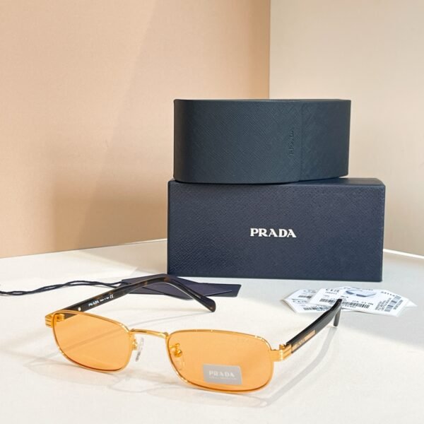 PRADA - Image 6