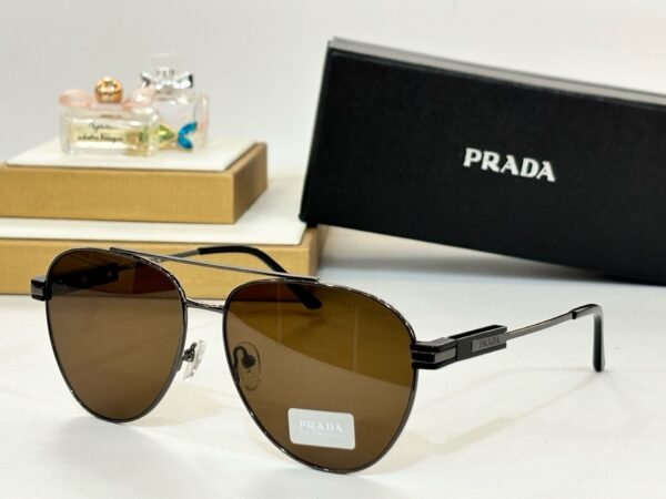 PRADA - Image 6