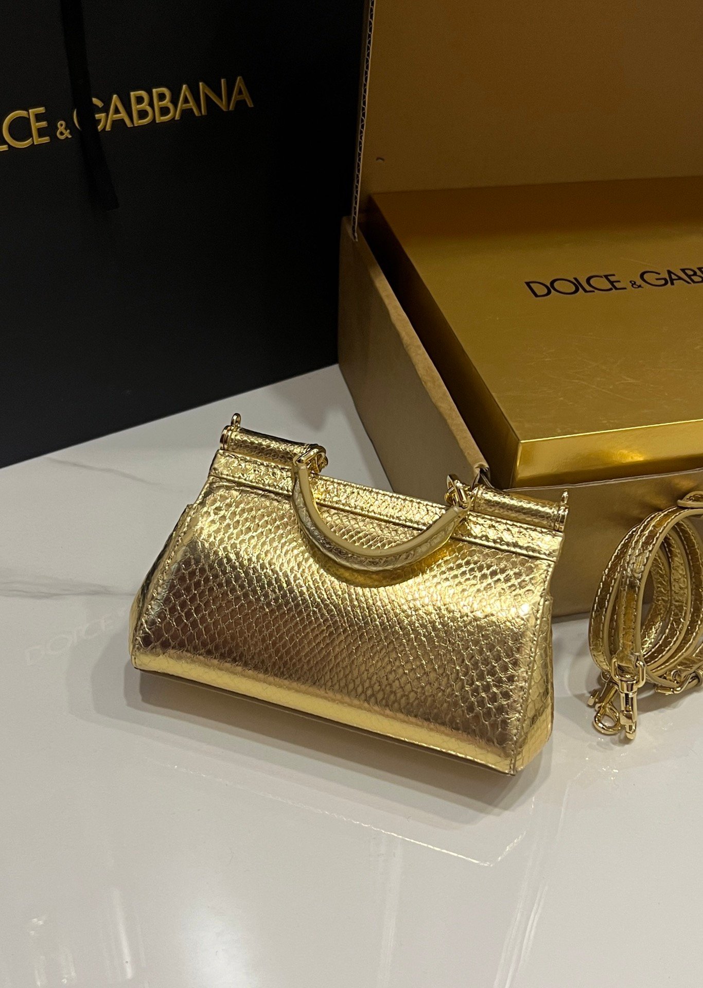 Dolce & Gabba - Image 7