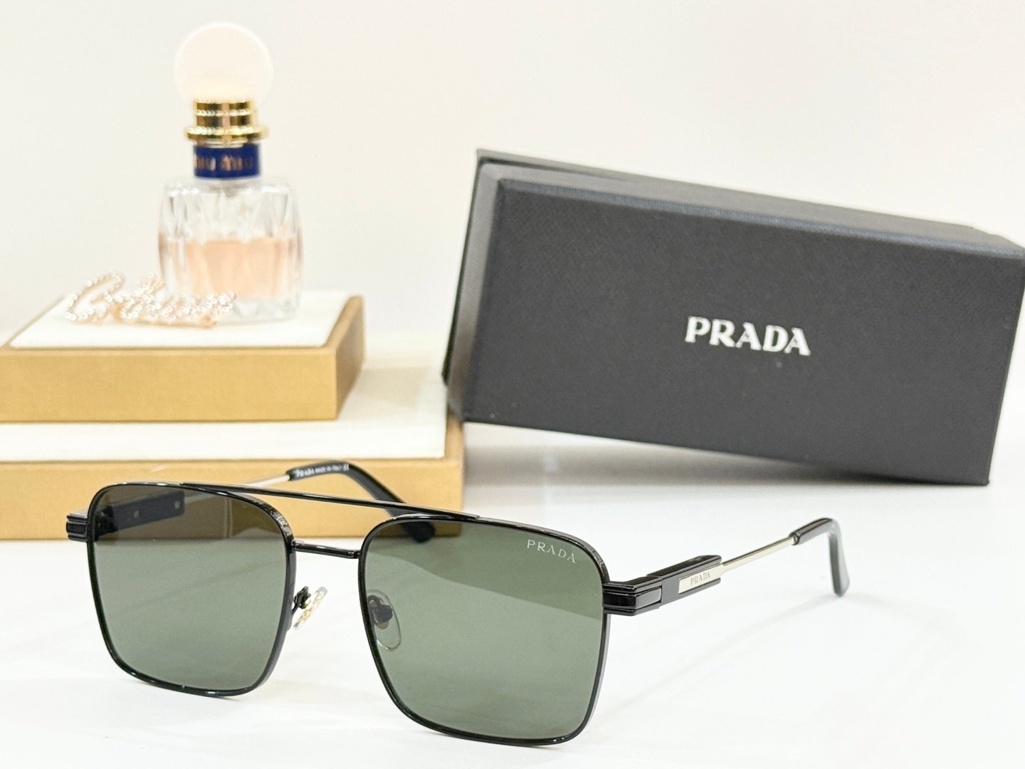 PRADA - Image 6