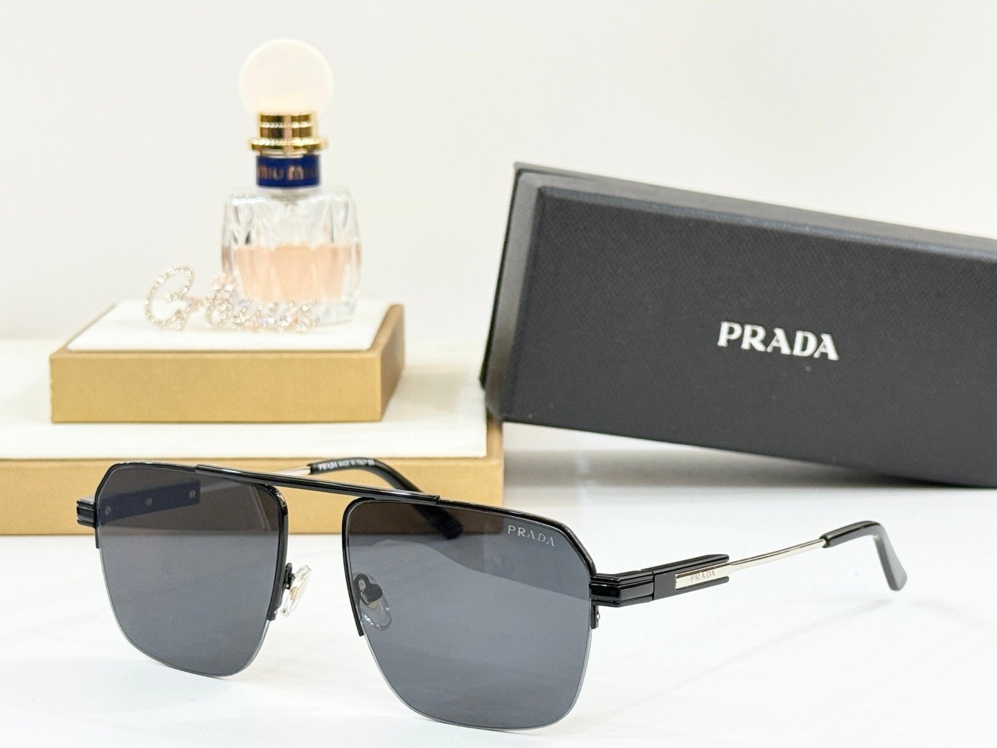 PRADA - Image 6