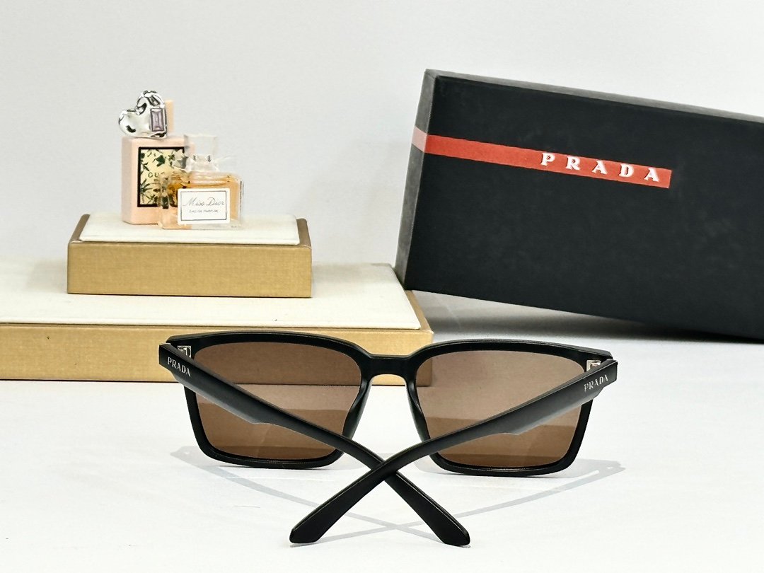 PRADA - Image 6