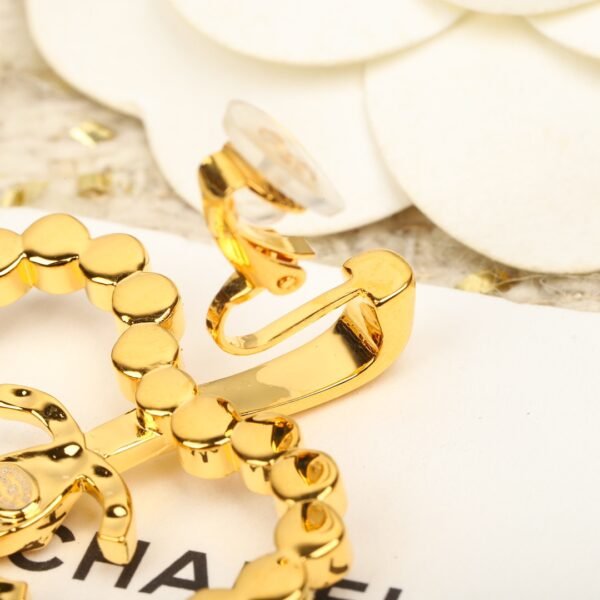 Chanel - Image 6