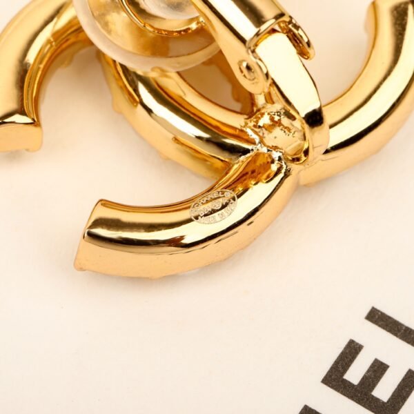 Chanel - Image 6