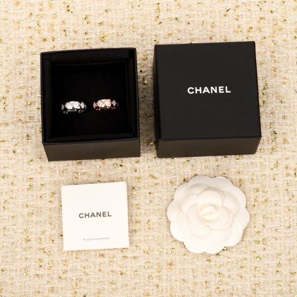 Chanel - Image 6