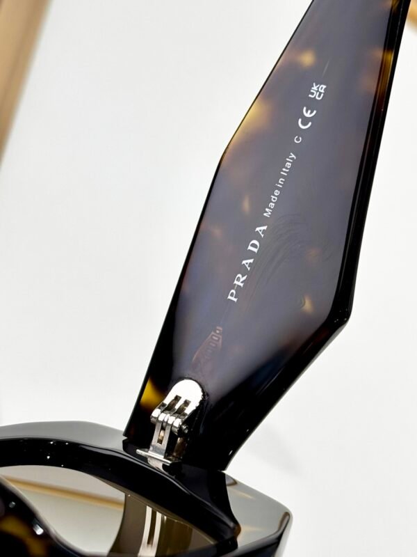 PRADA - Image 6
