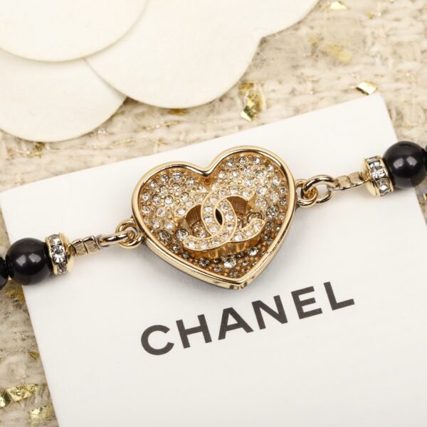 Chanel - Image 6