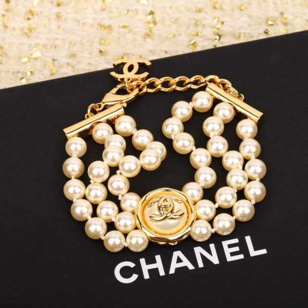 Chanel - Image 6