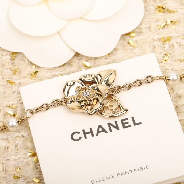 Chanel - Image 6