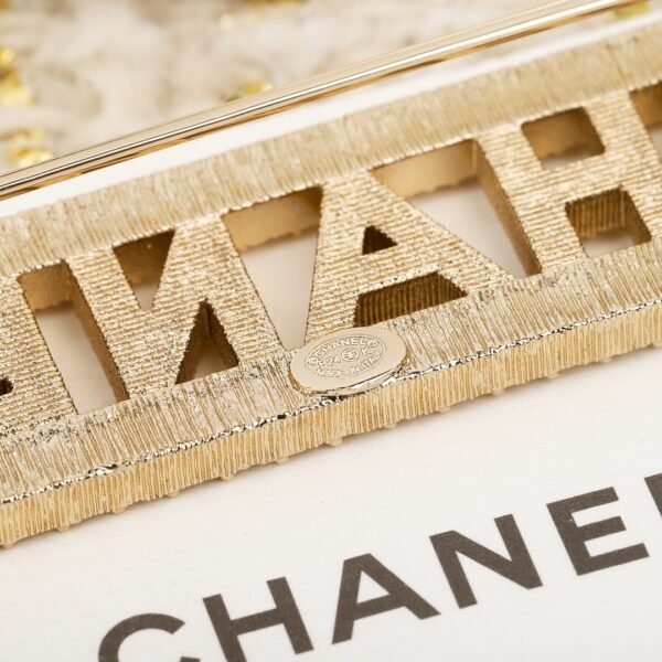 Chanel - Image 6