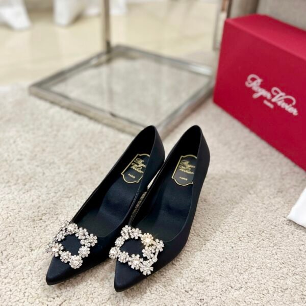 Roger Vivier - Image 6