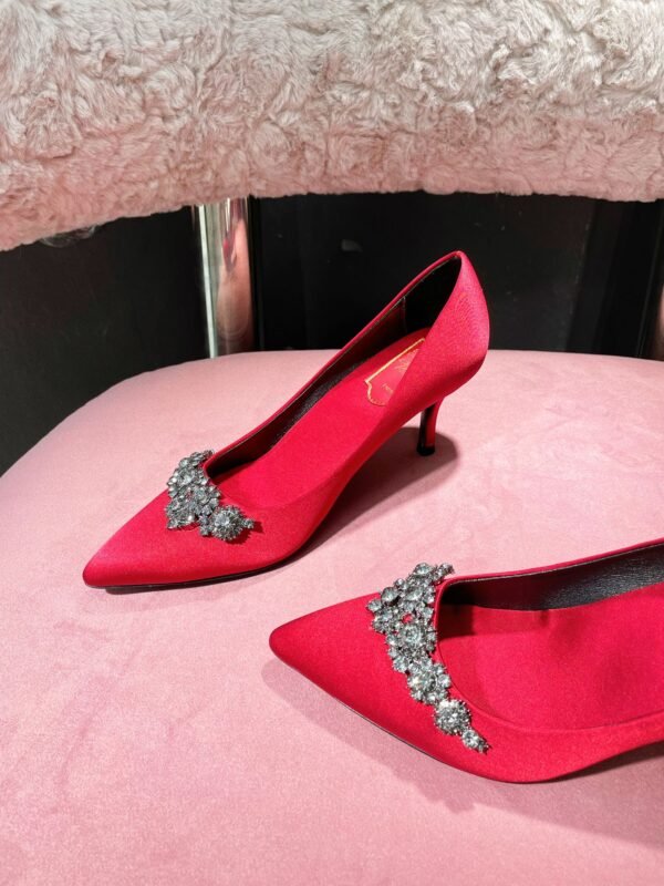 Roger Vivier - Image 4