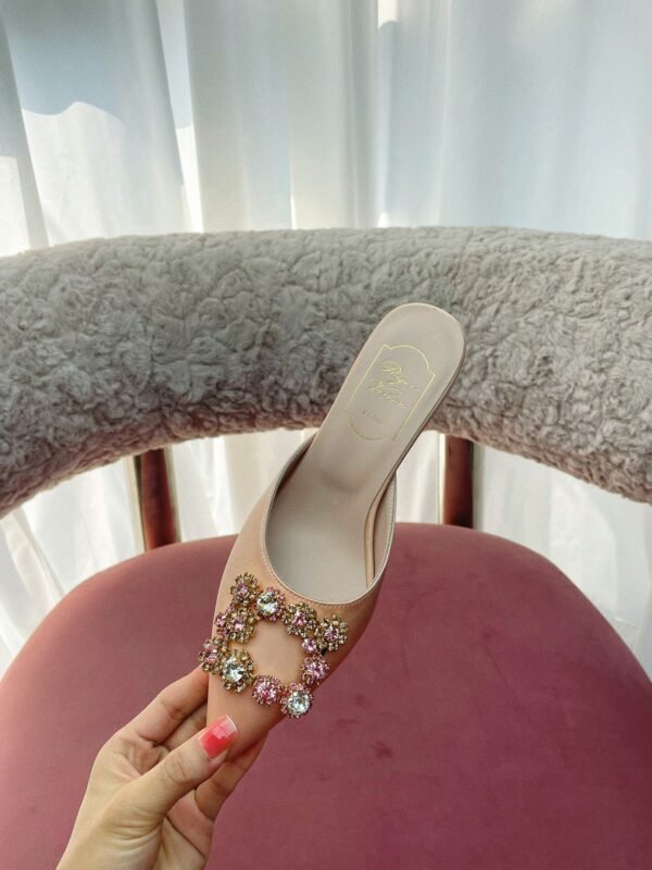 Roger Vivier - Image 4