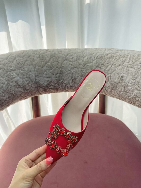 Roger Vivier - Image 4
