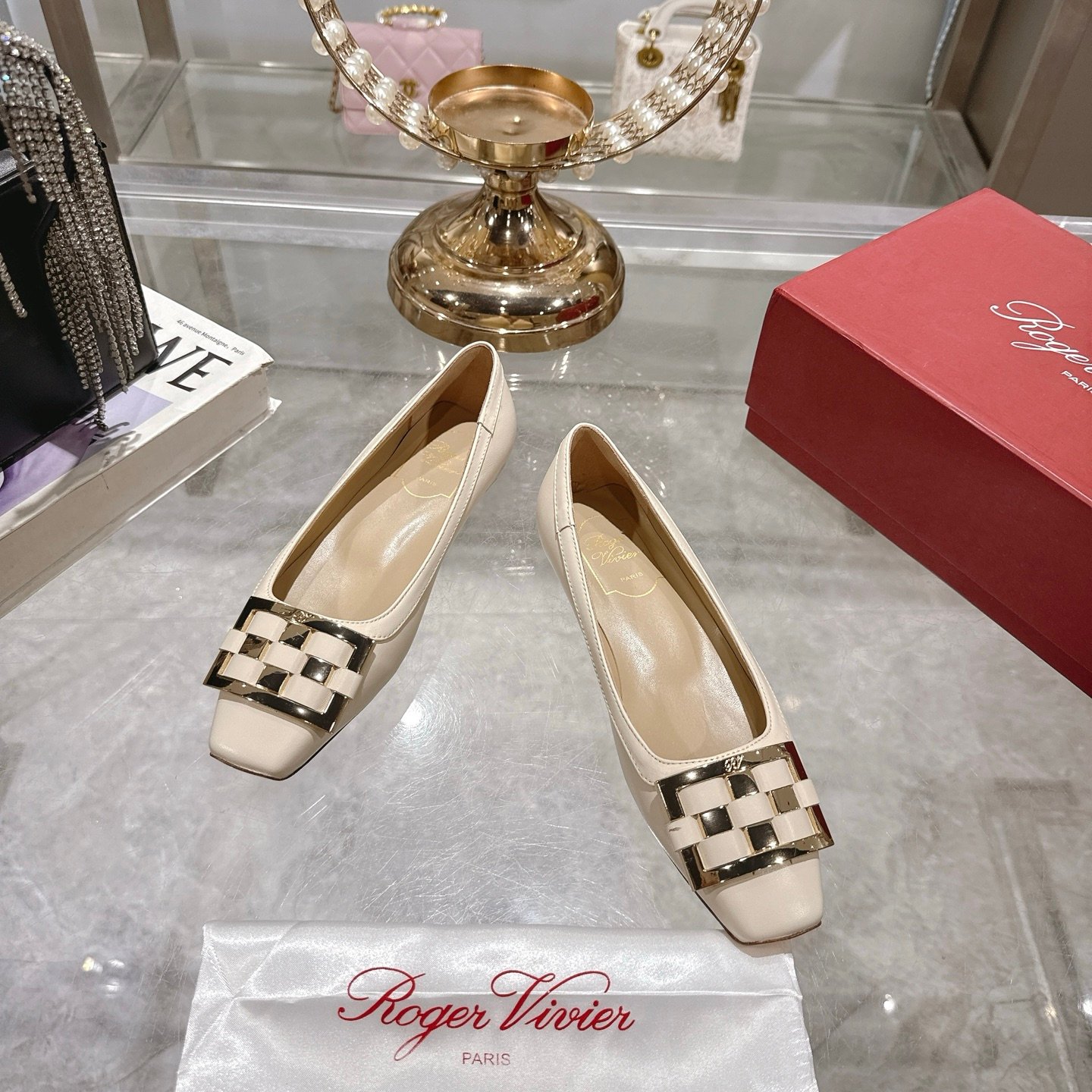 Roger Vivier - Image 4