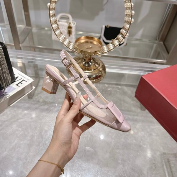Roger Vivier - Image 4