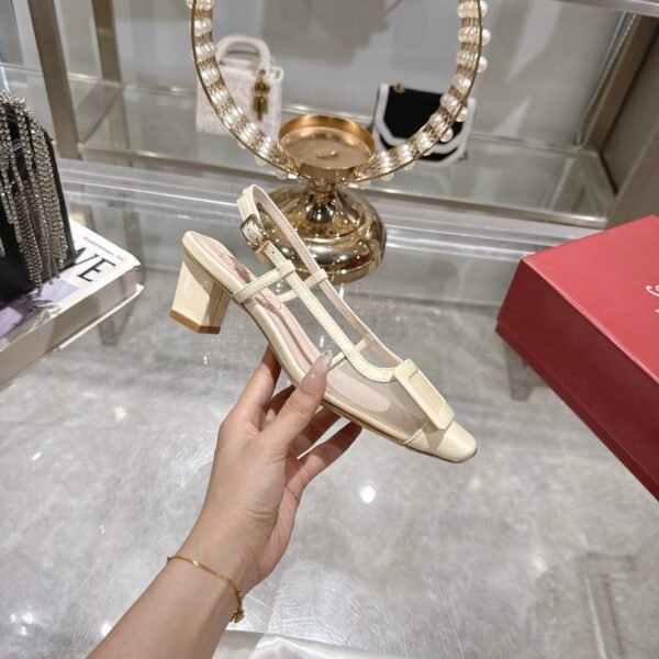Roger Vivier - Image 4
