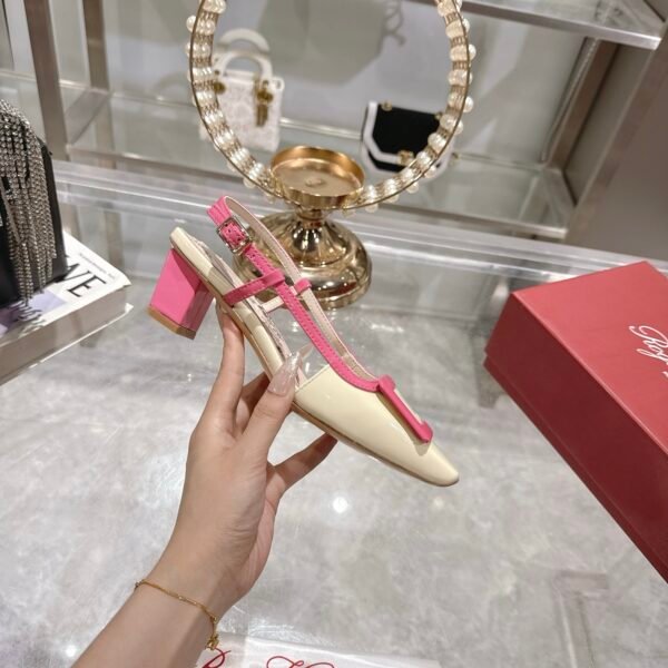 Roger Vivier - Image 4