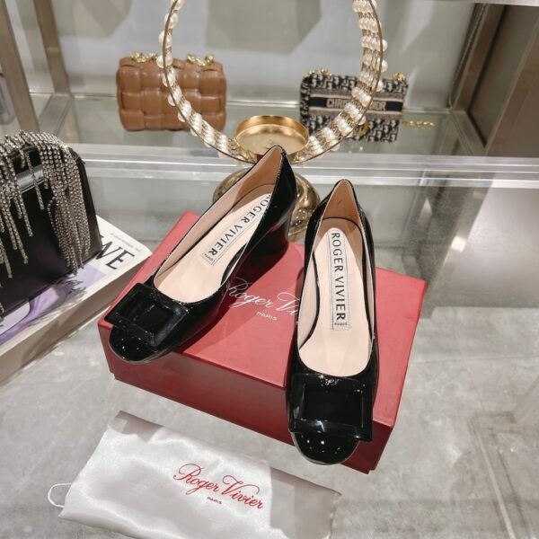 Roger Vivier - Image 4