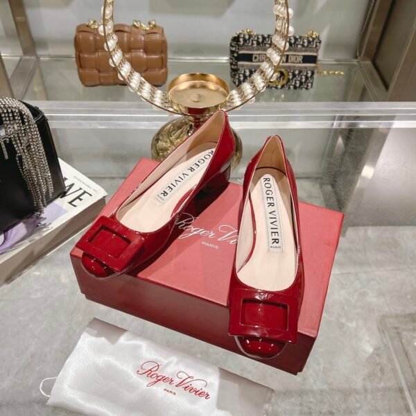 Roger Vivier - Image 4