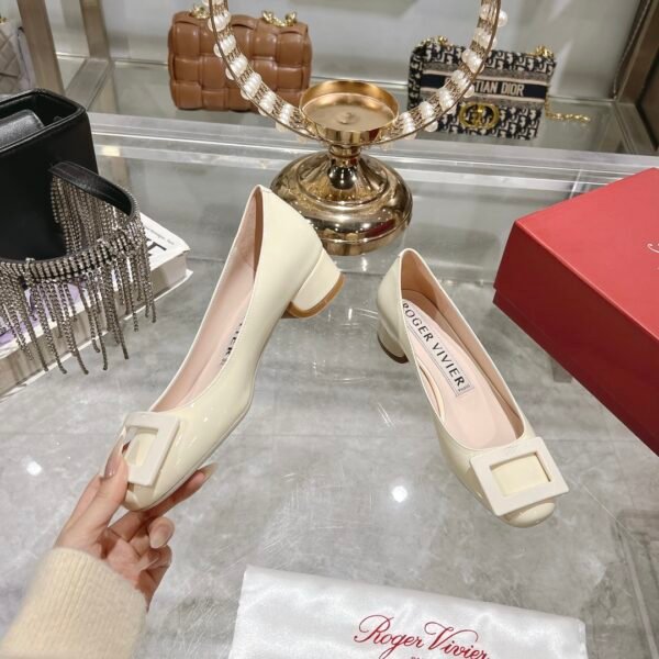 Roger Vivier - Image 4