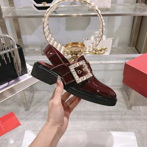Roger Vivier - Image 6