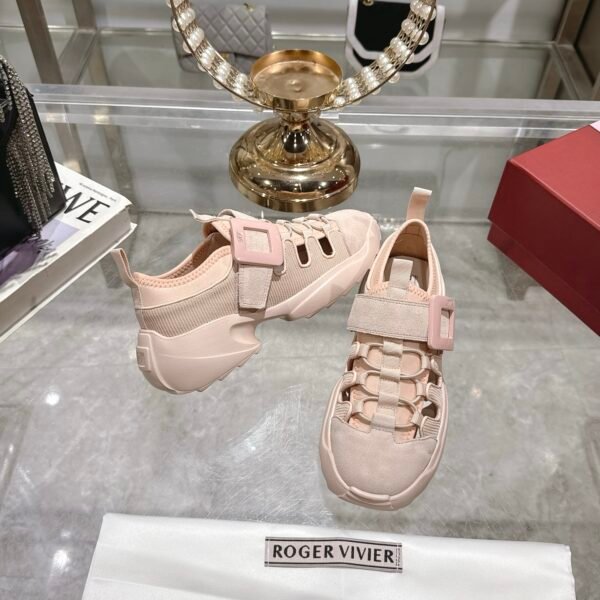 Roger Vivier - Image 4
