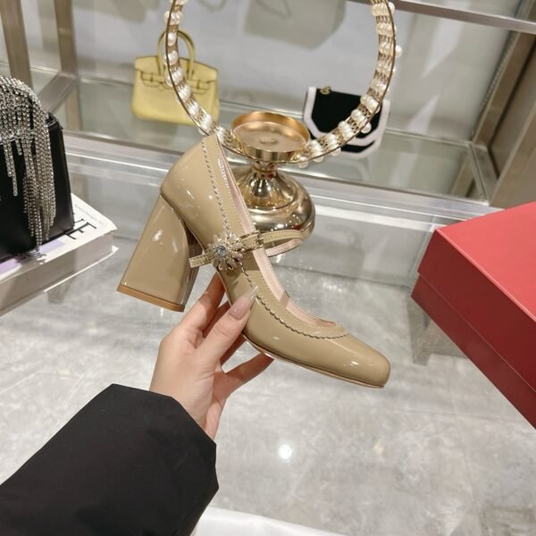 Roger Vivier - Image 4