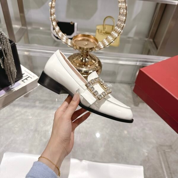 Roger Vivier - Image 4