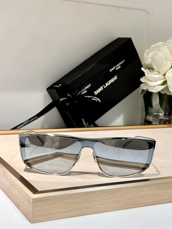 YSL - Image 6