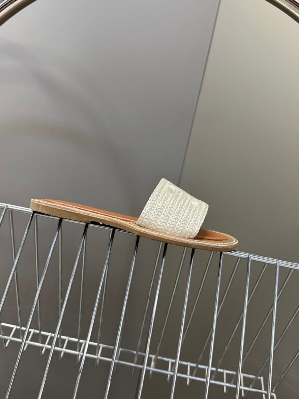 CELINE - Image 6
