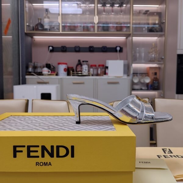 FENDI - Image 6