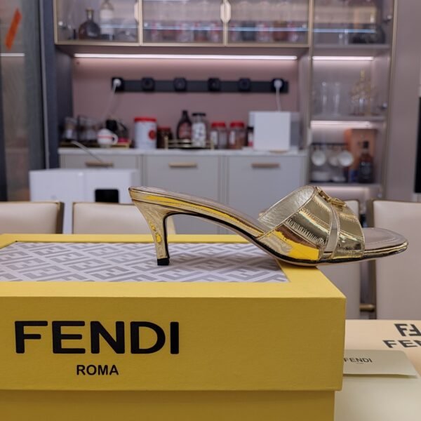 FENDI - Image 6