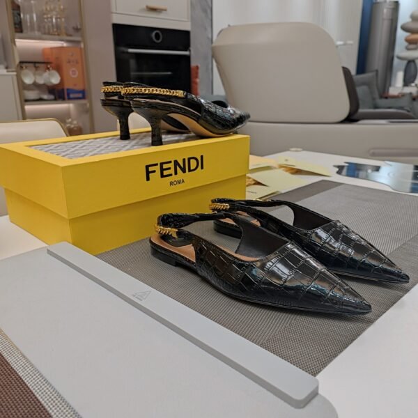 FENDI - Image 6