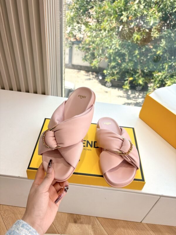 FENDI - Image 6