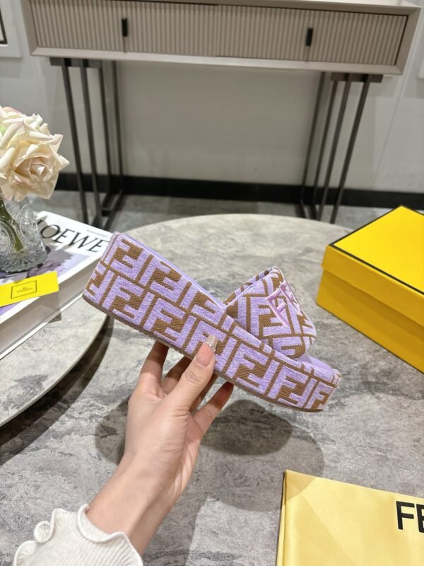 FENDI - Image 6