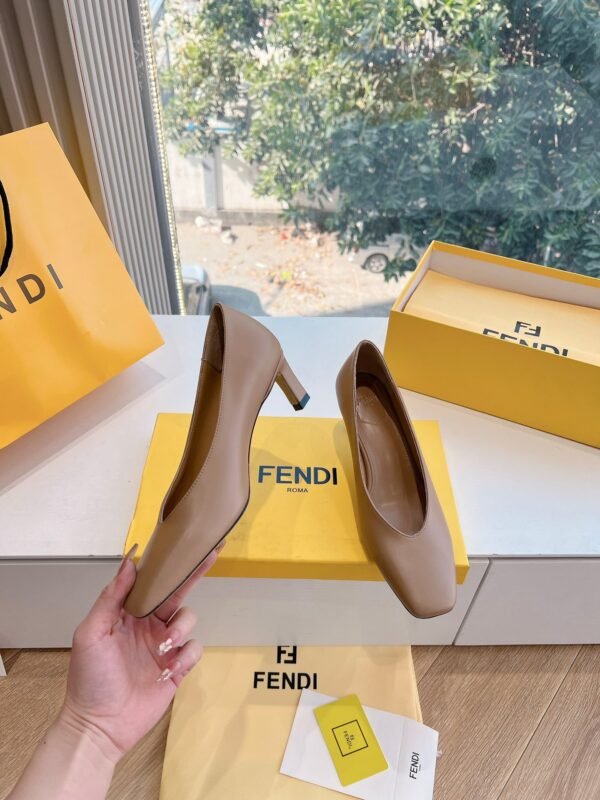 FENDI - Image 6
