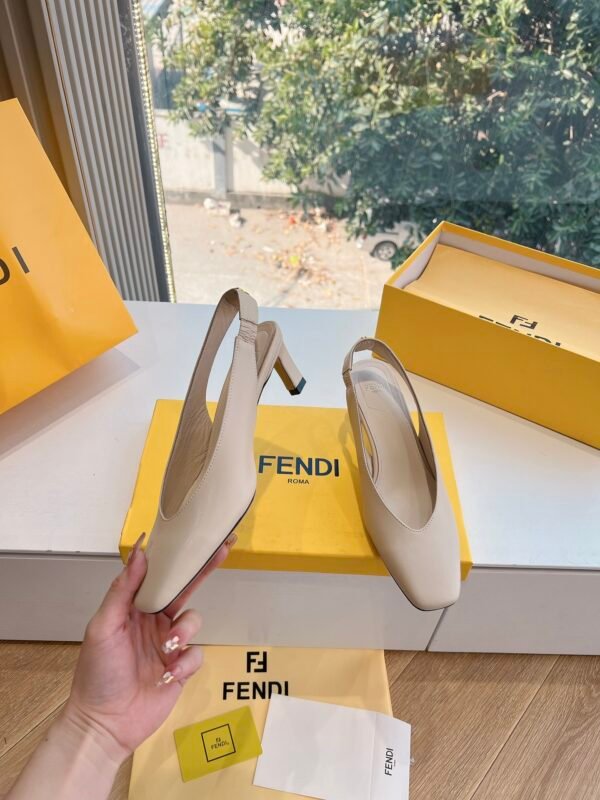 FENDI - Image 6