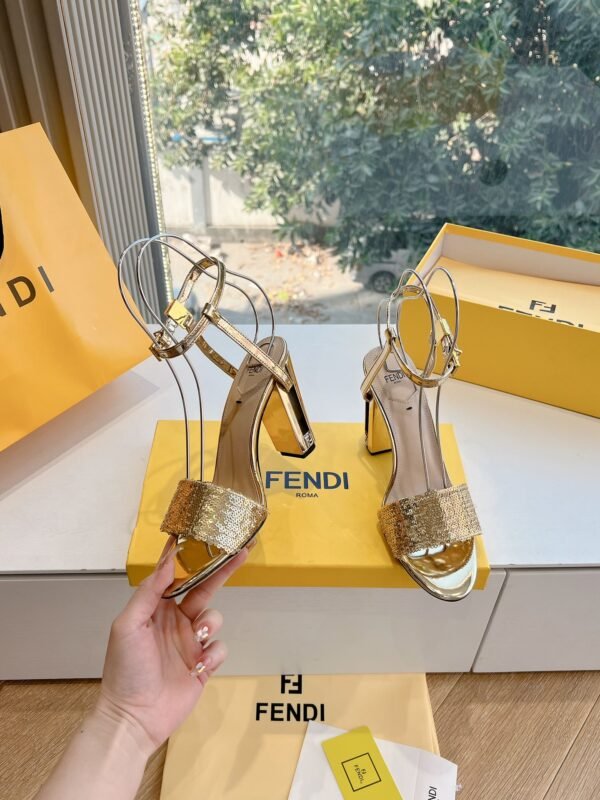 FENDI - Image 6