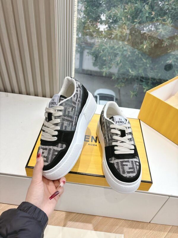 FENDI - Image 6