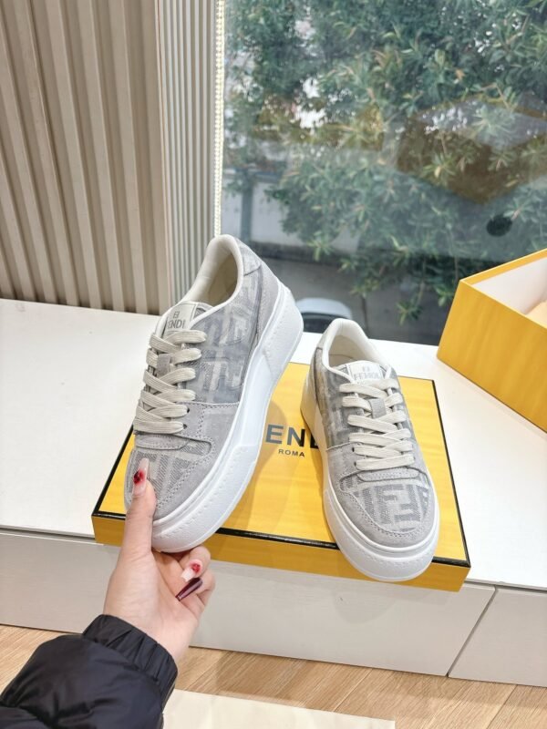 FENDI - Image 6