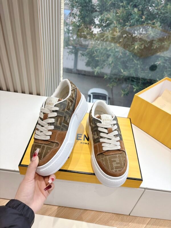 FENDI - Image 6