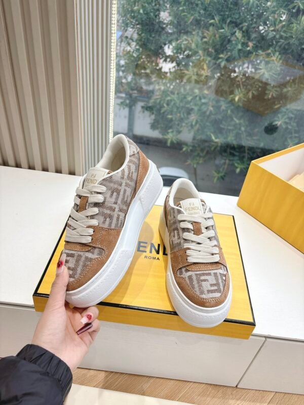 FENDI - Image 6
