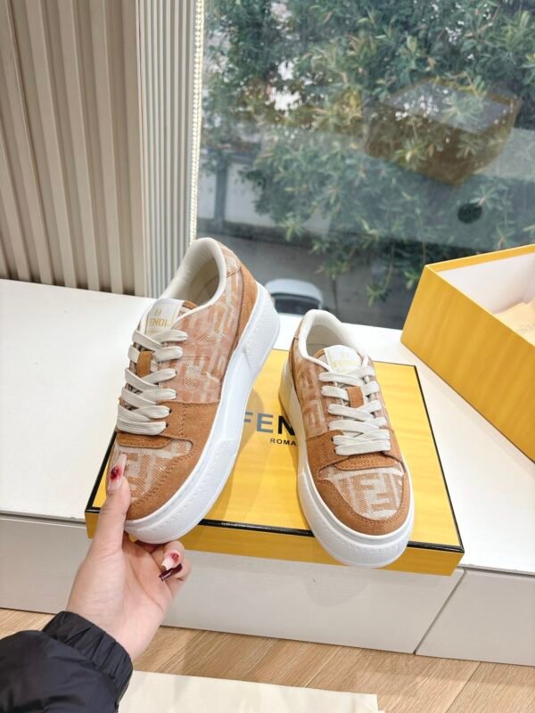 FENDI - Image 6