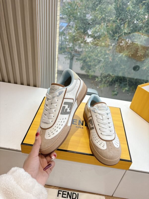 FENDI - Image 6