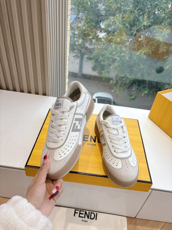 FENDI - Image 6