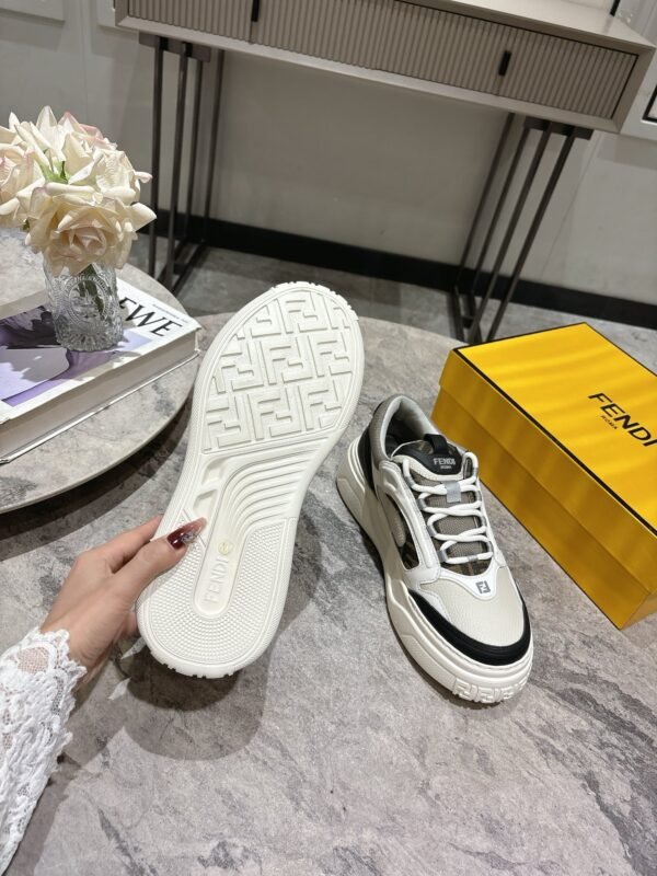 FENDI - Image 6