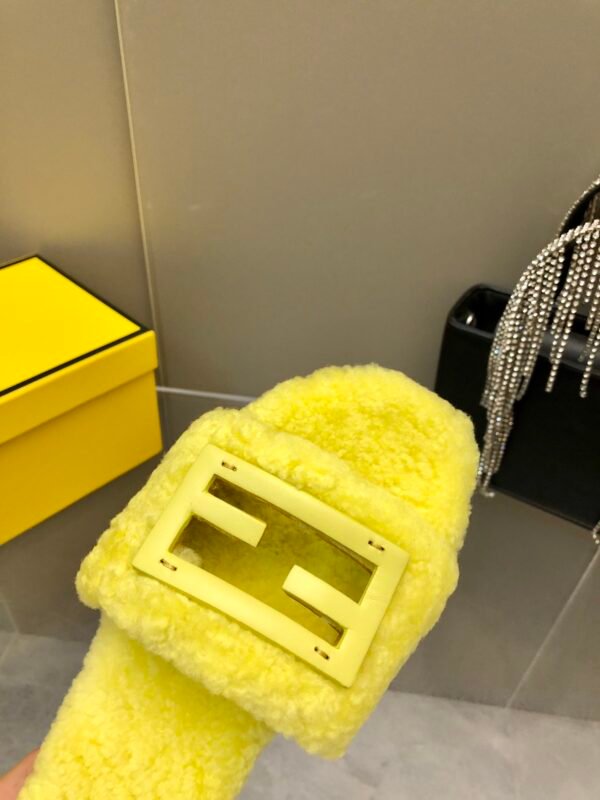 FENDI - Image 6