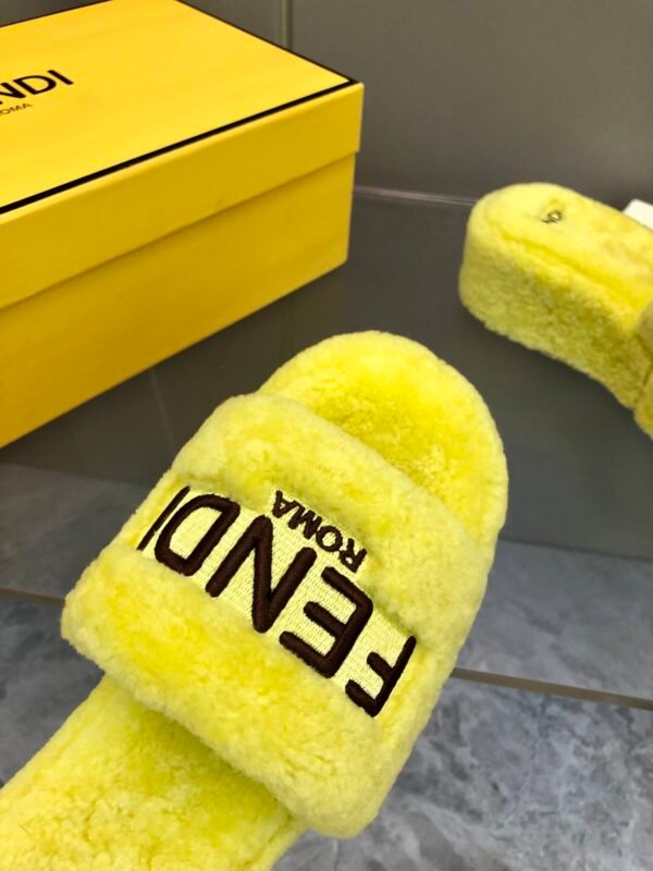 FENDI - Image 6